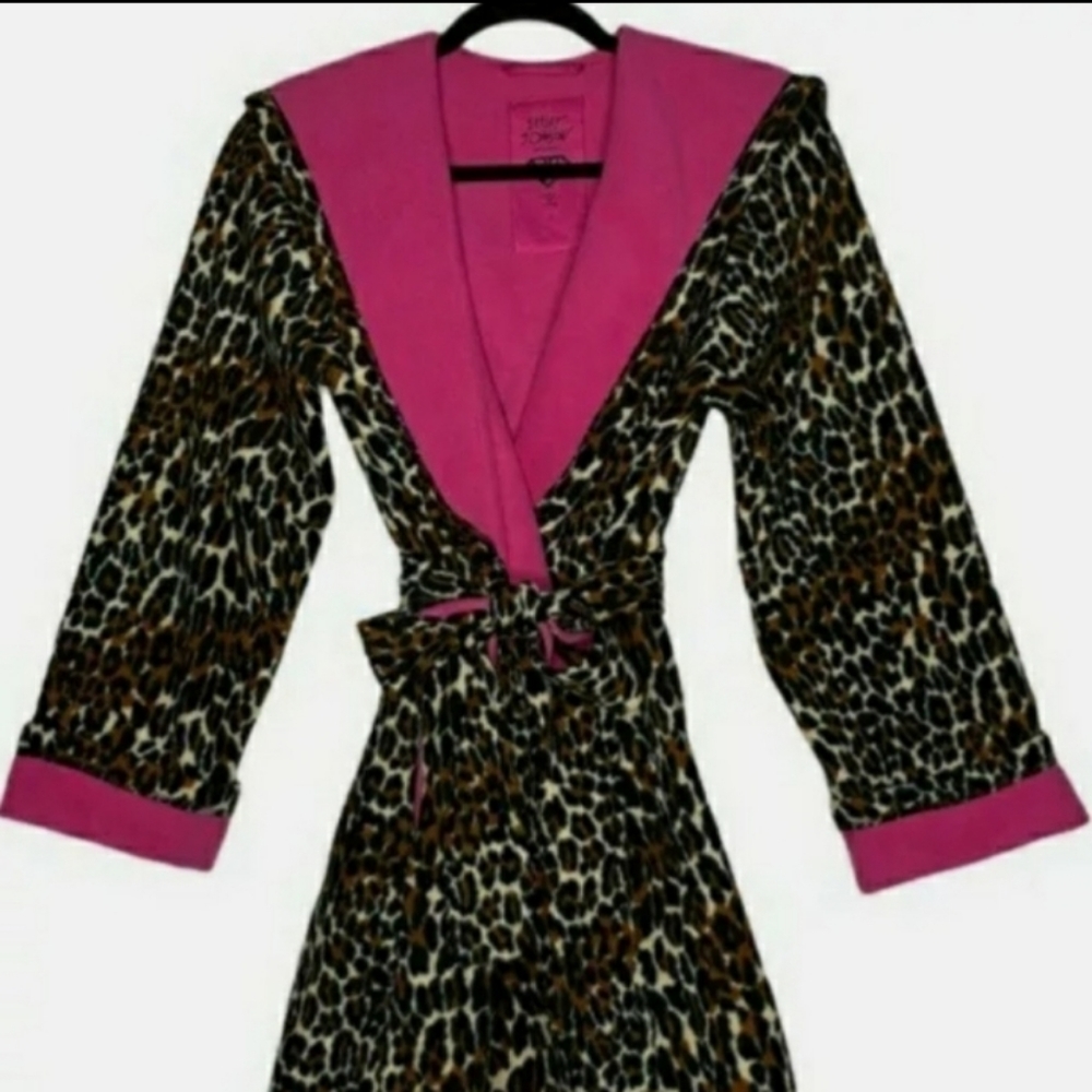 Betsey Johnson Leopard Print Robe